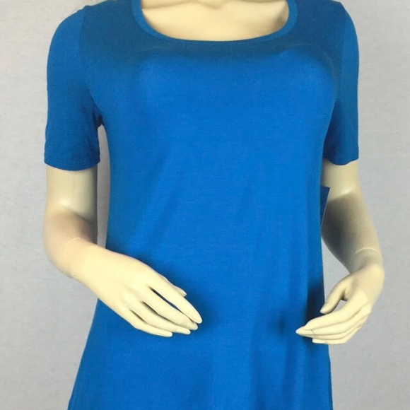 Stylish blue Women’s Top Tahari Brand stretch short sleeved crew neck open back - Picture 1 of 12